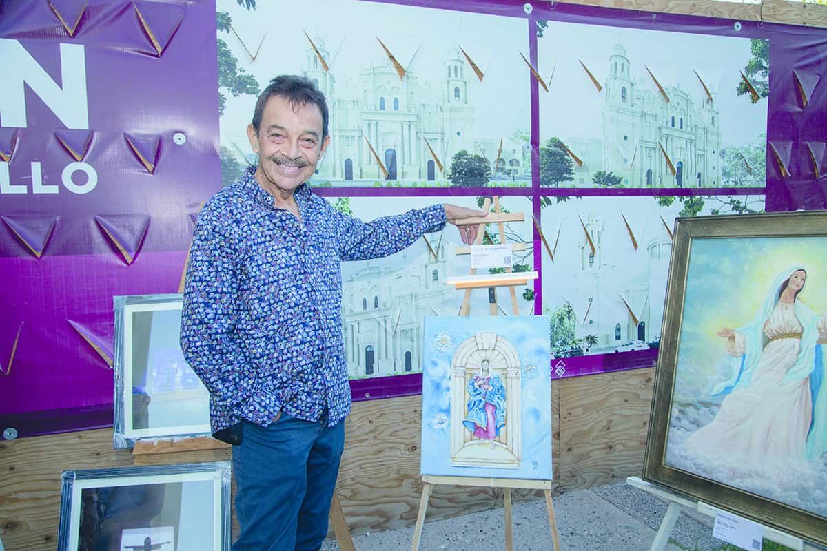 Recorren juntos la galería sagrada de Nuestra Señora de la Asunción