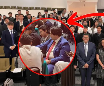 Cachan a Jesús Ernesto, hijo menor de AMLO, en parlamento juvenil de Morena