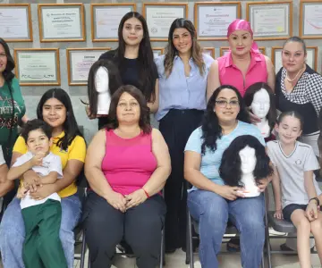 Entrega Fundación Beltrones pelucas oncológicas