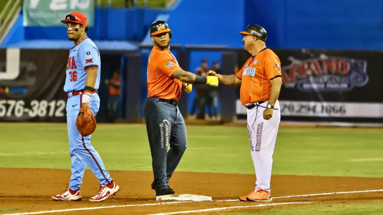 Wildcats sorprenden a Naranjeros con paliza en inicio de la Fiesta Beisbolera. (Cortesía Naranjeros)