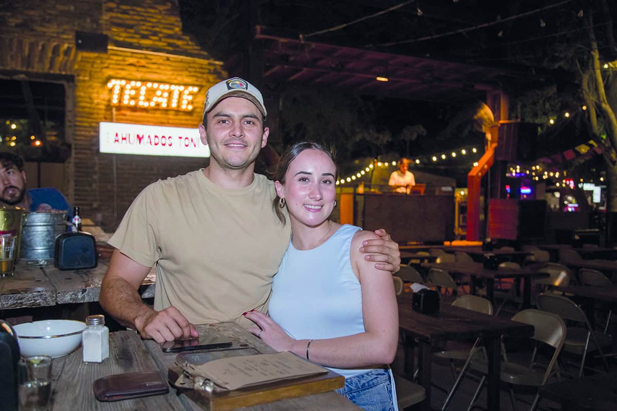 En Parque la Ruina juegan y conviven bajo las estrellas