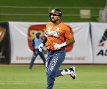 Darick Hall impulsa el triunfo de Naranjeros en la Mexican Baseball Fiesta