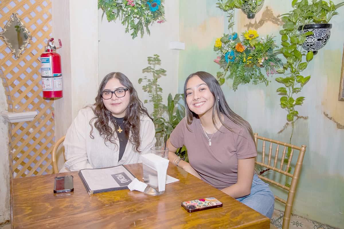En Mona Café disfrutan de un encuentro en perfecta sintonía