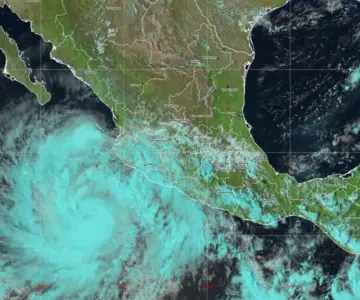 Tormenta tropical Priscilla se intensifica a huracán categoría 1