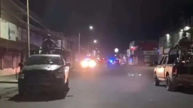 Elementos del Ejército resguardan zona. (Foto: Especial / EXPRESO)