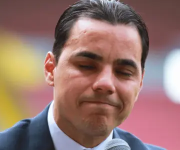 Dictan prisión preventiva a Omar Bravo tras denuncia por abuso infantil