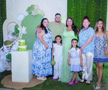 Alondra Daniel y Bernardo Rivera comparten el amor de la dulce espera