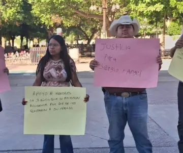 Madre de niños accidentados a Mina Nyco exige la devolución de la custodia