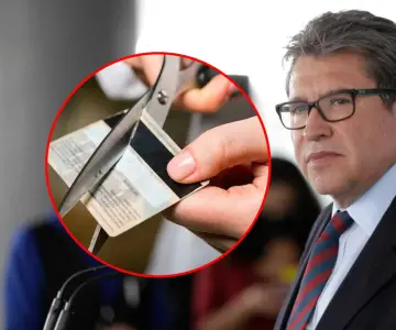 Monreal propone reforma para simplificar cancelación de tarjetas