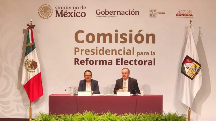 Gobernador de Sonora junto a secretaria de Gobernación. (Foto: Fátima Parra / EXPRESO)