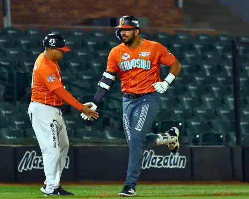 Naranjeros supera 6-4 a Yaquis en su primer duelo de pretemporada en casa