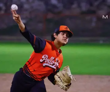 Pollo Feliz remonta y sigue con vida rumbo a los playoffs de la Liga del Sol