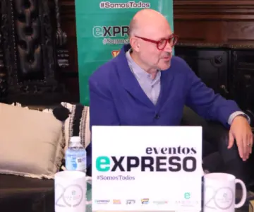 México debe aprender a vivir en la incertidumbre: Ricardo Raphael