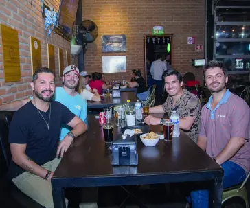En Buqui Bichi Brewing conquistan la velada entre tragos y amigos