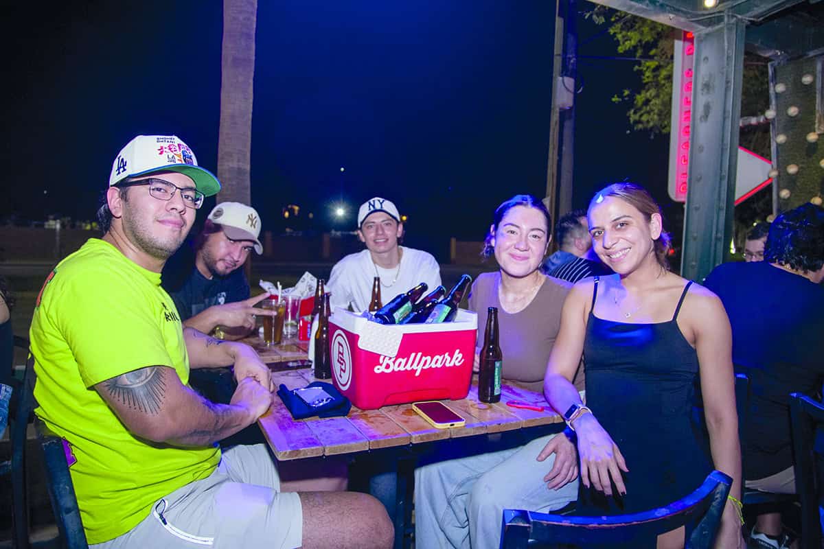 En Ballpark familiares y amigos disfrutaran momentos de risas