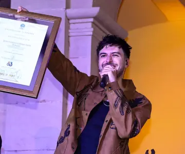Universidad de Sonora homenajea a Kakalo en su 83 aniversario