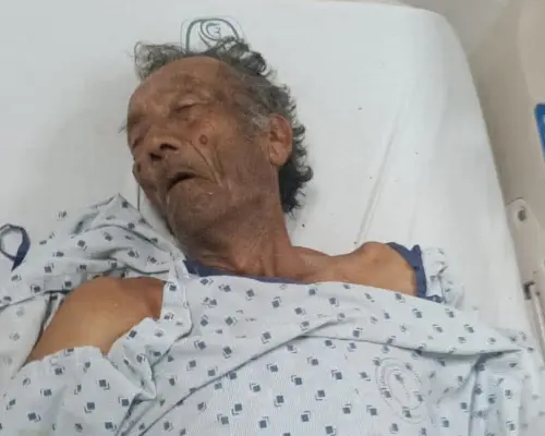 Hospital IMSS-Bienestar Nogales busca familiares de adulto mayor internado