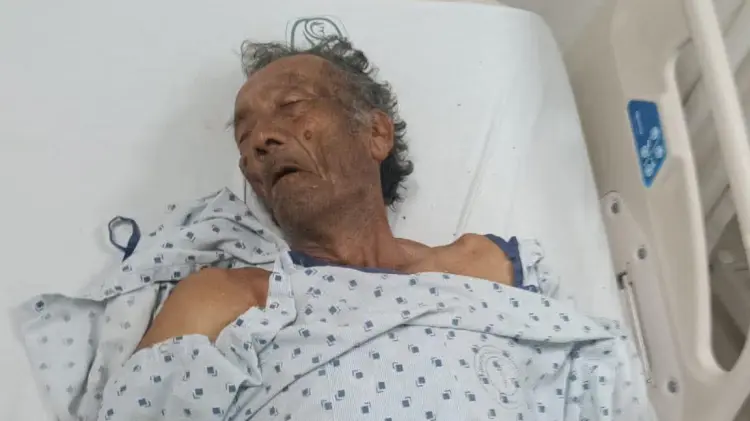 Hospital IMSS-Bienestar Nogales pide apoyo para identificar a un adulto mayor.