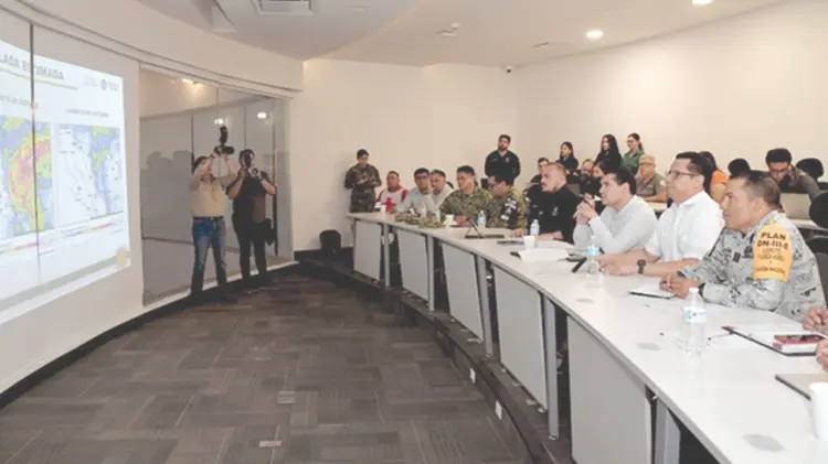 Autoridades coordinan acciones ante lluvias y vientos intensos. (Foto: Especial / EXPRESO)
