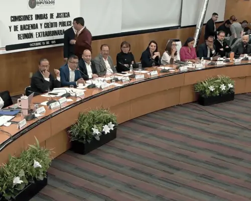 Diputados aprueban en comisiones reforma a la Ley de Amparo; pasa al Pleno