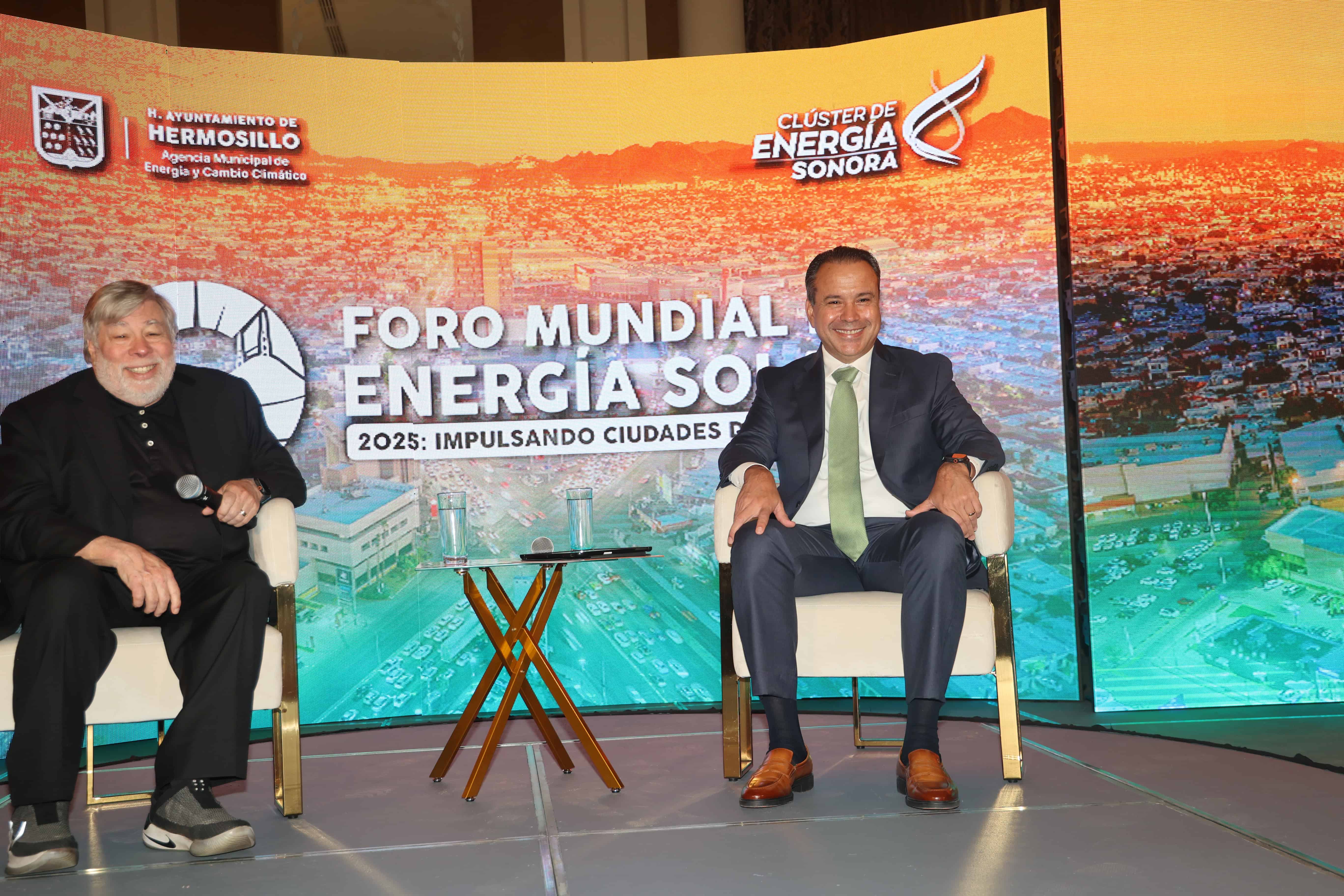 Asistentes al Foro Mundial de Energía Solar