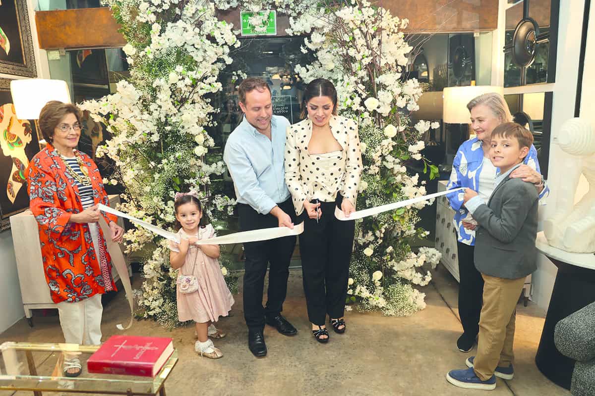 La diseñadora Ana Lucía González celebra la apertura de su nuevo espacio