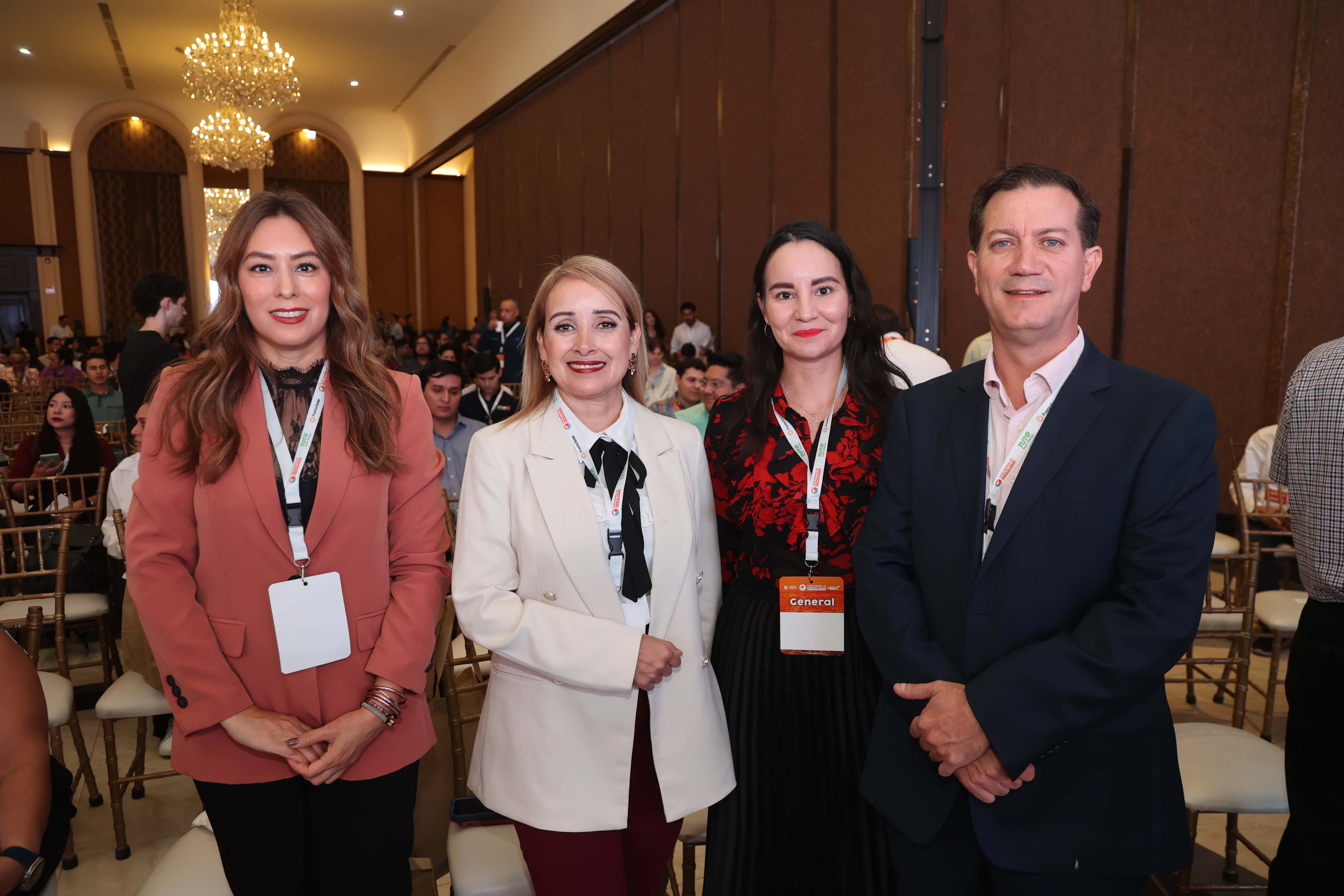 Asistentes al Foro Mundial de Energía Solar