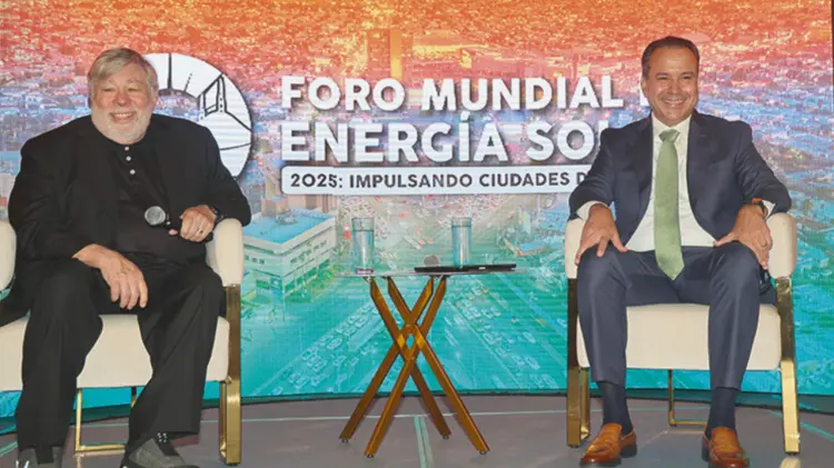 El cofundador de Apple impulsa desde Hermosillo la creatividad. (Jesús Ballesteros/EXPRESO)