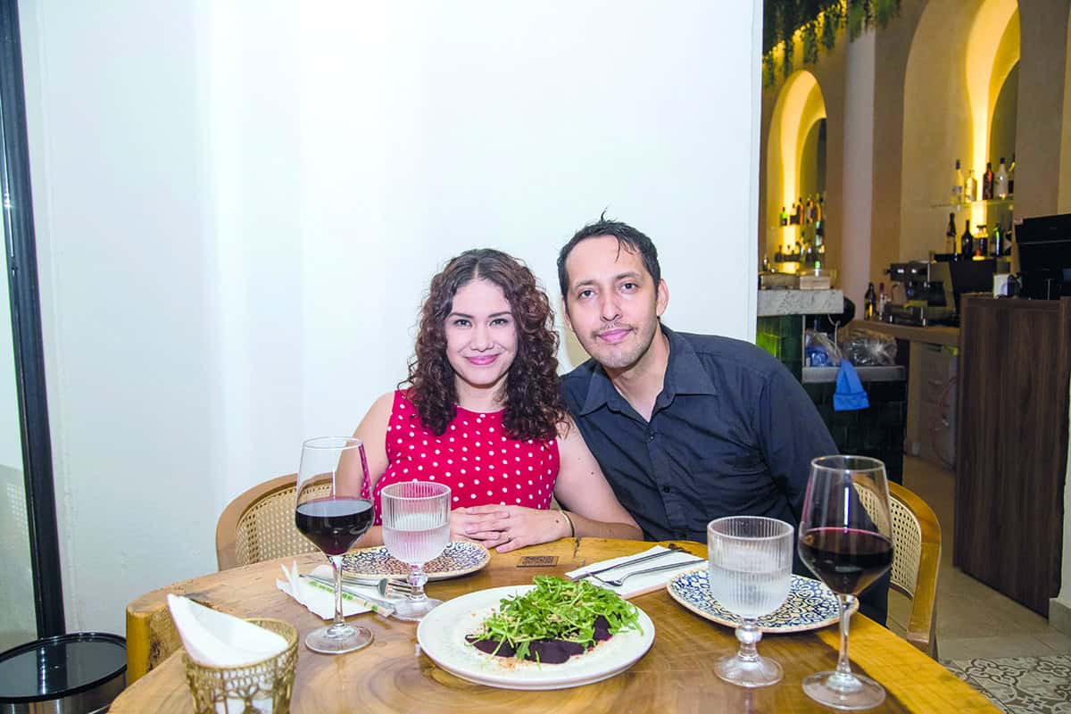 En Marqueza Kitchen & Drinks hubo celebraciones en un día alegre