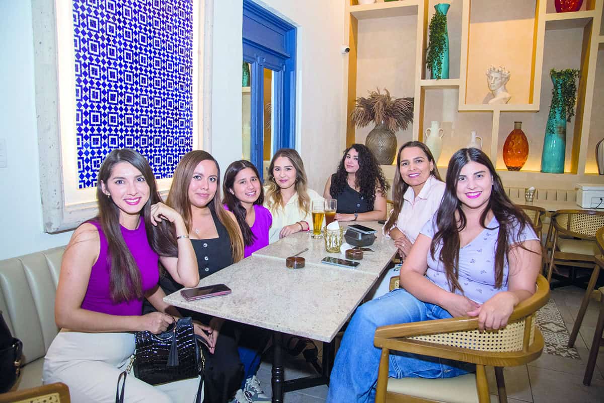En Marqueza Kitchen & Drinks hubo celebraciones en un día alegre