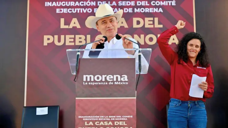 El presidente del Consejo Nacional de Morena reconoció la labor de Alcalde. (Foto: Cortesía)
