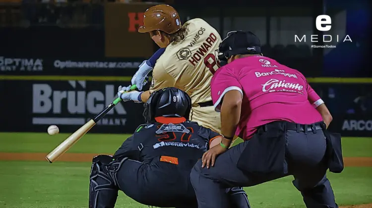 La novena estadounidense ganó el primer juego de su historia en Hermosillo. (Cristian Ruiz/EXPRESO)