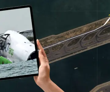 Avión de carga cae al mar tras salirse de pista en Hong Kong; dos muertos