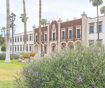 Alumna de Unison es víctima de extorsión telefónica; deposita 8 mil pesos