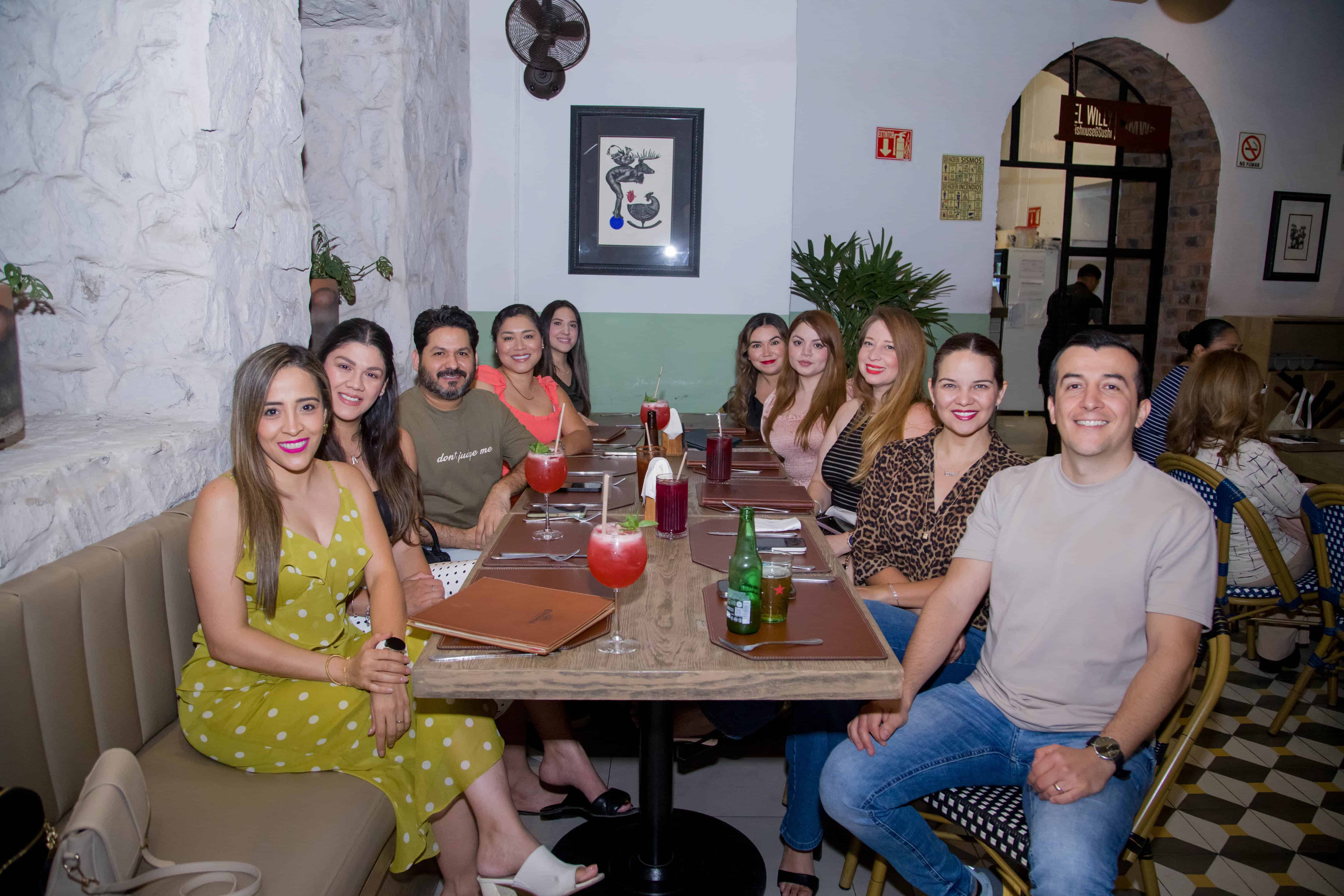 Cena especial para los asistentes que tanto aprecian en Casona Obregón 55