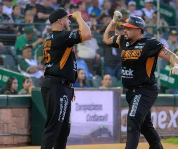 Naranjeros aplastan 14-2 a Cañeros y cierran con triunfo en Los Mochis