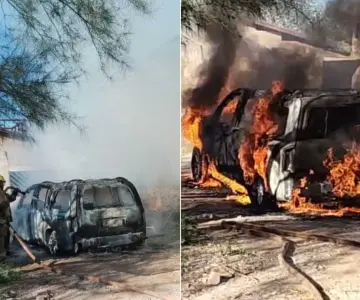 Auto en llamas moviliza a cuerpos de emergencia en Ímuris