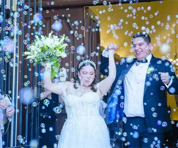 Ailyn y José sellan su amor y unen sus almas ante la ley divina