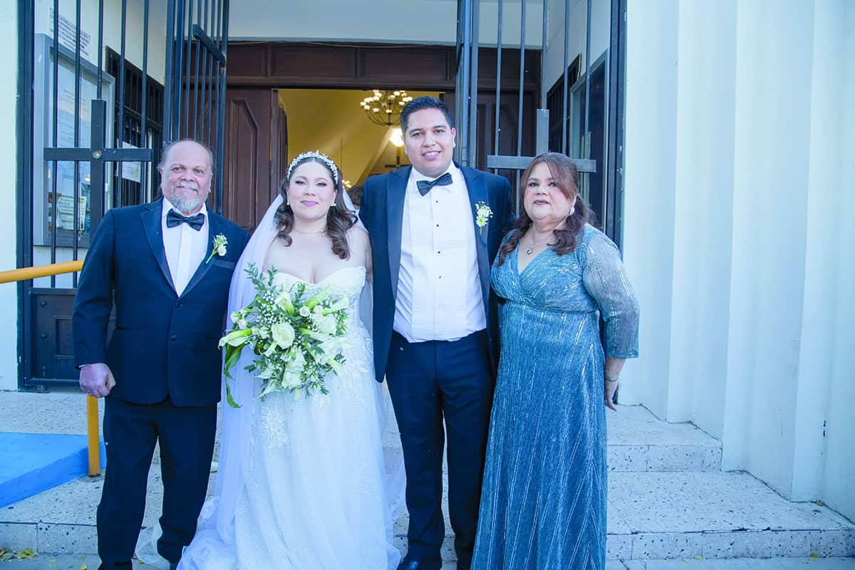 Ailyn y José sellan su amor y unen sus almas ante la ley divina