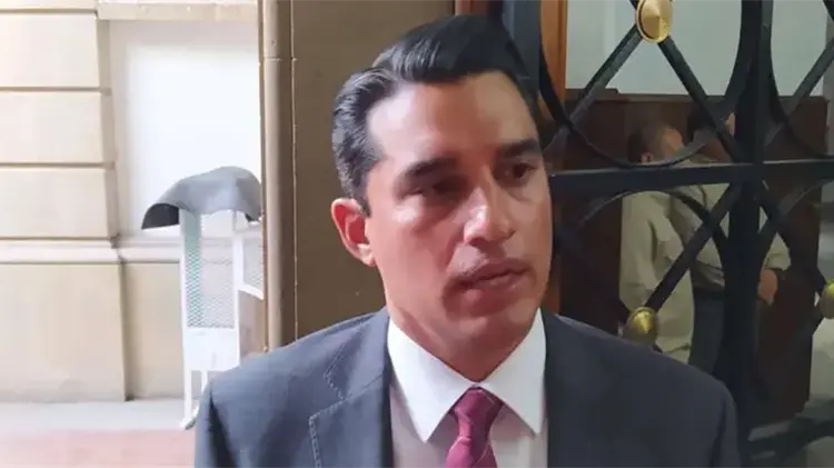 Sonora reduce deserción escolar en media superior, destaca Froylán Gámez