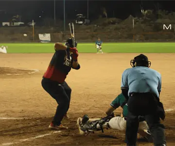 Tomateros aplasta 7-0 a Vicoming y obliga juego decisivo en la Liga del Sol