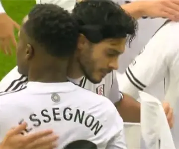 Raúl Jiménez asiste en el 3–0 del Fulham al Wolves