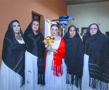 El altar de muertos que recuerda a los niños migrantes