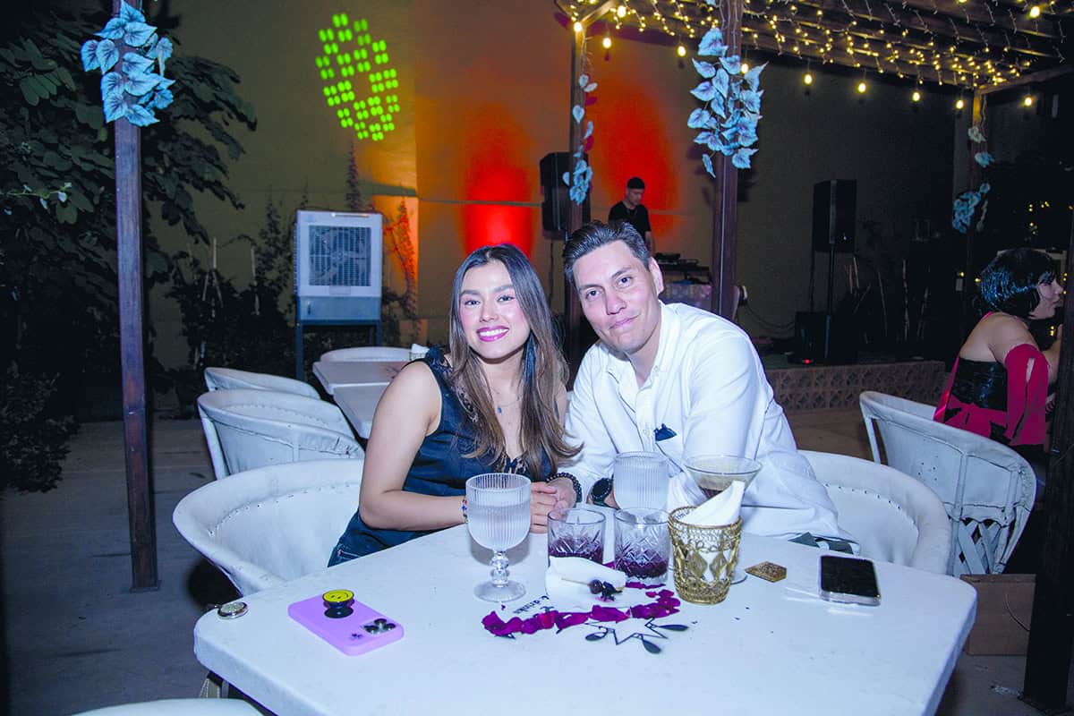 Un precopeo con disfraces embrujados en Marqueza Kitchen & Drinks