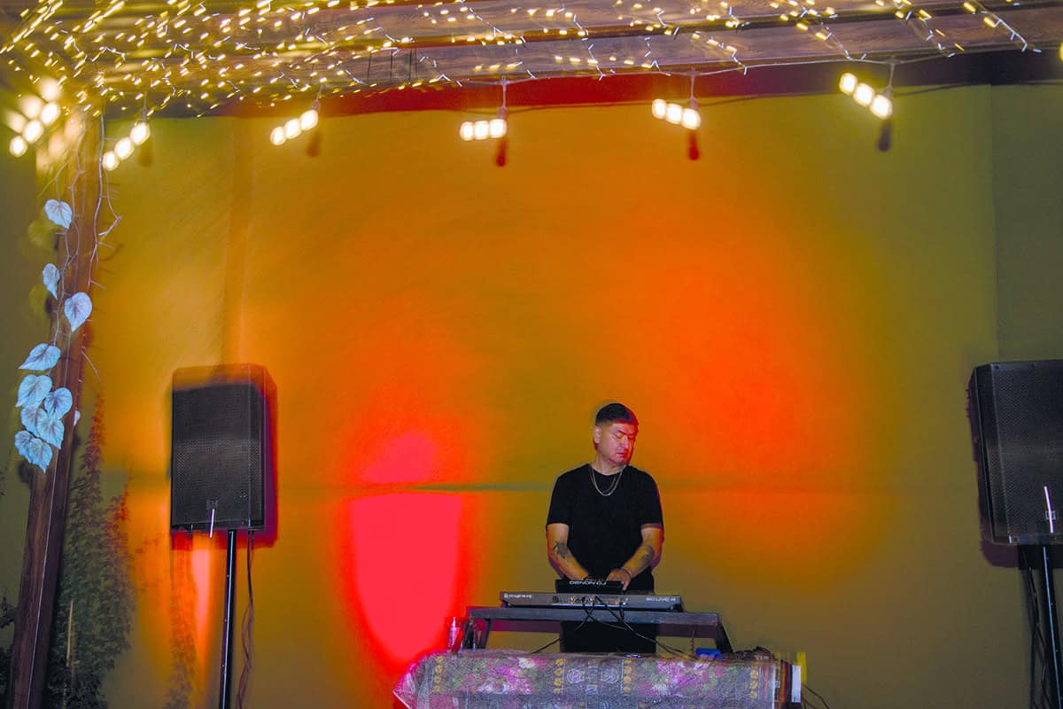 Un precopeo con disfraces embrujados en Marqueza Kitchen & Drinks