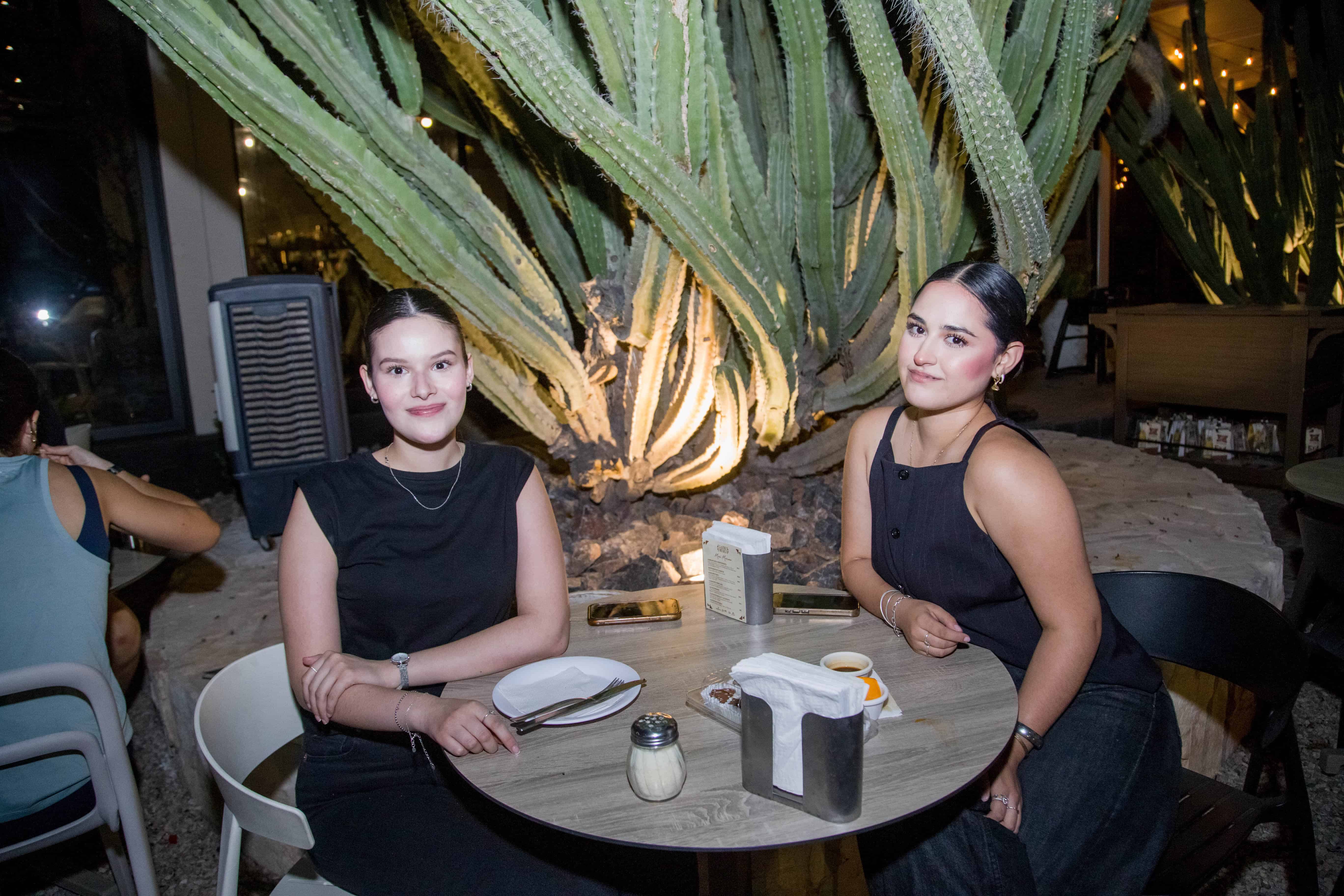 Una noche llena de encanto y alegría con los cercanos en Gastronora