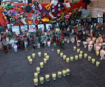 Estudiantes hacen entrega de propuesta Ley Primero de Noviembre a gobierno