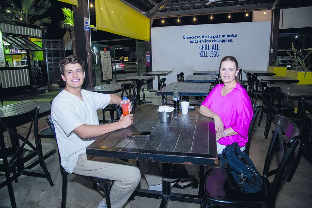 Una noche de porras y bateos en Fairplay Club