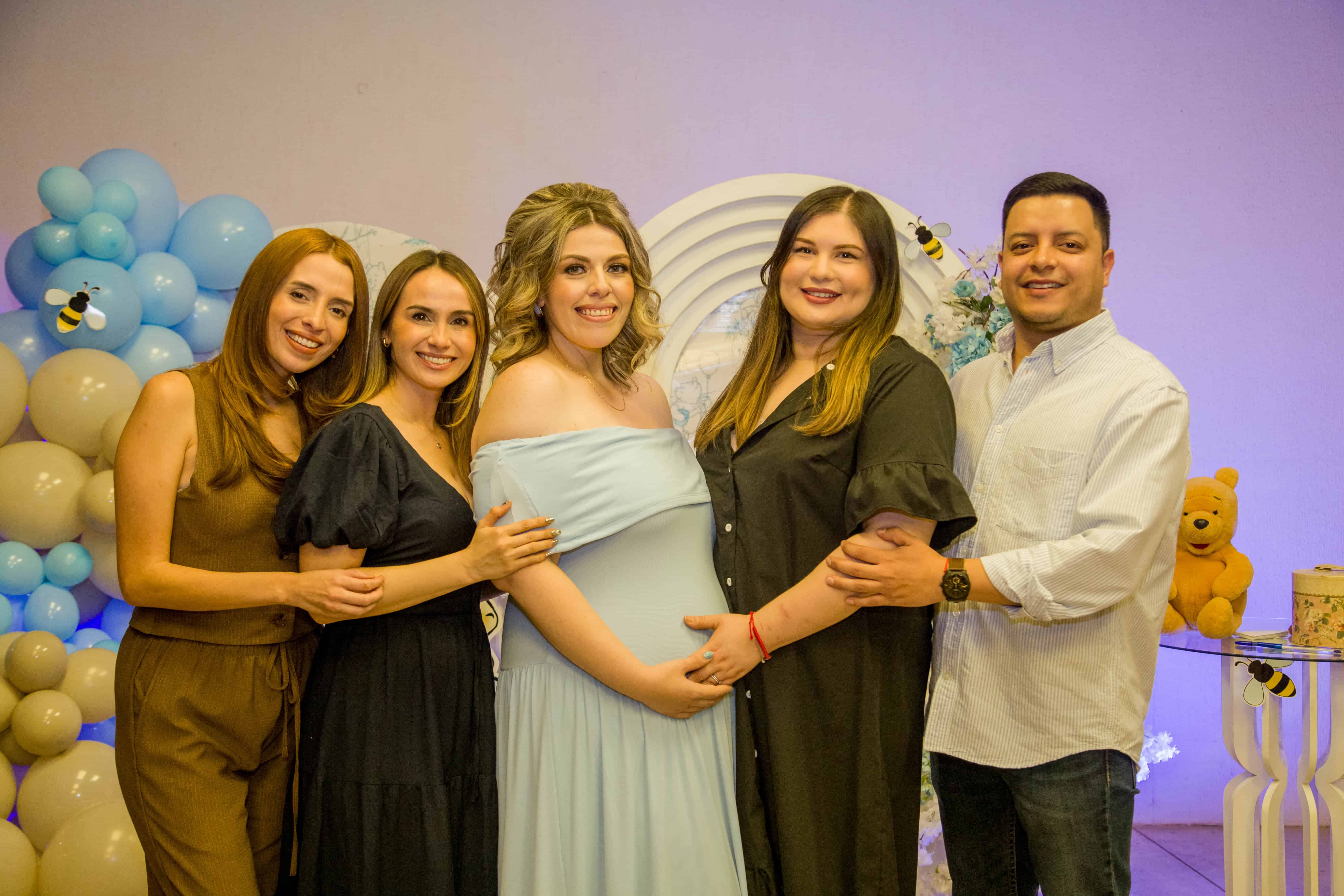 Celebran al príncipe en camino