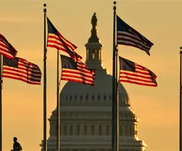 Senado de EU aprueba ley para poner fin al cierre de gobierno